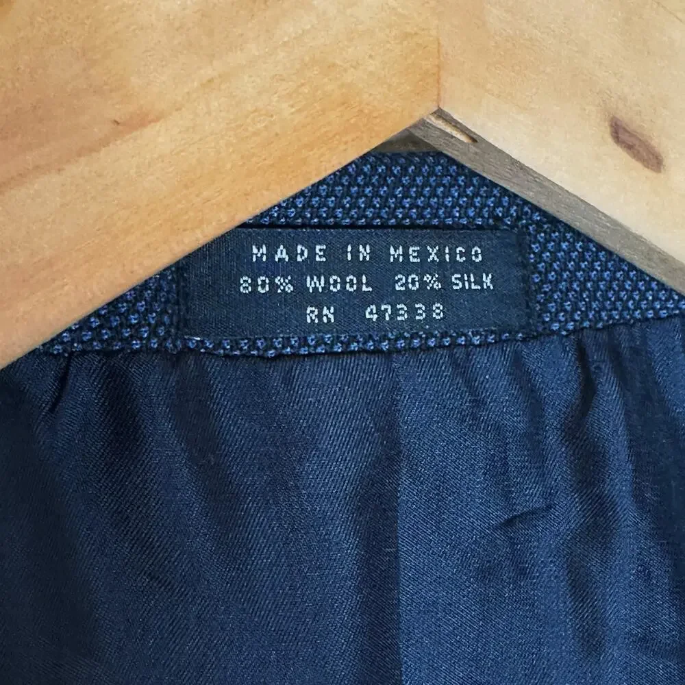 Donald J. Trump Navy Blue Blazer Mens Wool Silk Blend 40R Mens President of US